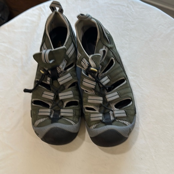 Keen Waterproof Hiking Shoes,Size 9 Good Condition - Picture 1 of 7